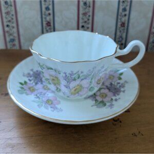 Royal Tara Teacup Saucer Set Gold Trim Floral Vintage Pink Purple Vintage